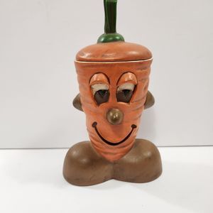 1983 Decorative Ceramic Carrot Jar, Wimsical, Gare